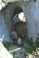 вход в пещеру Эмине-Баир-Коба